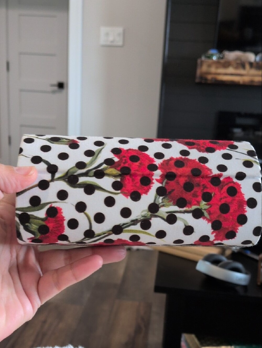 Dolce & Gabbana Y2K Archival 3009 Sunglasses & Carnation Polka Dot Case - Picture 9 of 10
